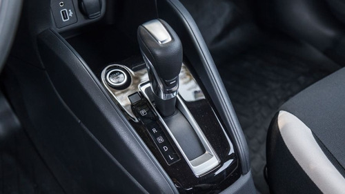 Imagen 6 de 25 de New Versa Advance Manual 2022