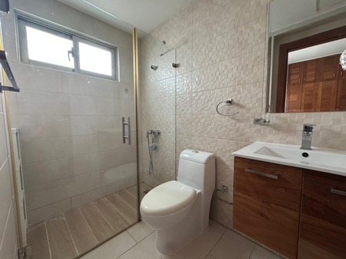 Vendo Apartamento Con Vista Al Mar