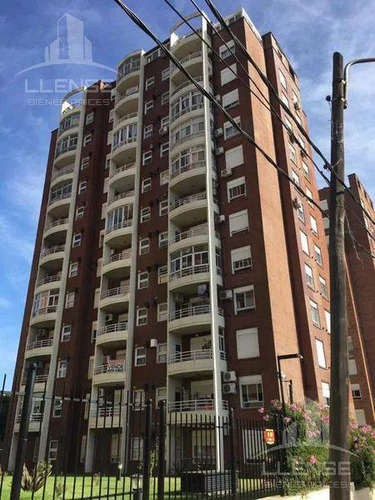 Departamento 4 Ambientes Con Cochera En Venta - Alquilado Hasta Enero 2027 - Torres De Fierro - Bernal