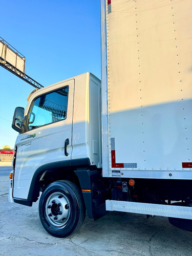 Volkswagen Express + 4x2 2023 - Baú Carga Seca