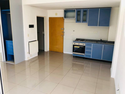 Venta Monoambiente En L Al Frente