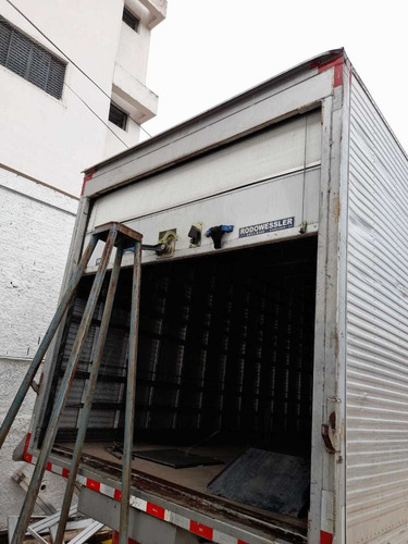 Bau Carga Seca Alumínio 6.90 Mts