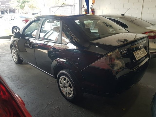 Imagem 3 de 6 de Fiesta Sedan 1.6 Rocam Sedan 8v Flex 4p Manual