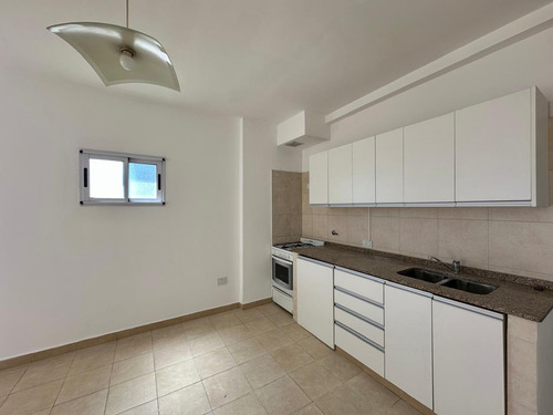 Departamento En Venta En Belén De Escobar