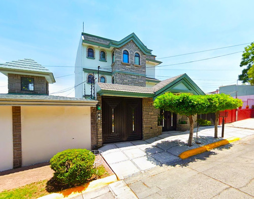 Casa En Venta En Blvd Popocatepetl Tlanepantla