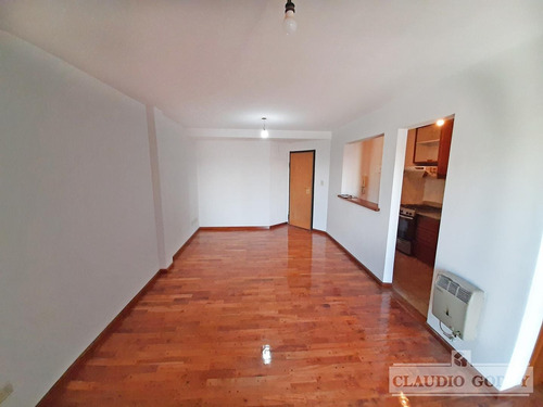 Imagen 6 de 25 de Departamento En Venta En Moron