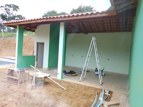 Vendo Chácara Nova Com Piscina 900 Metros