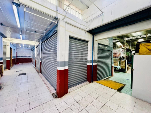Se Vende Y Traspasa Con Mercancia Local En Col. Industrial, Gam, Cdmx