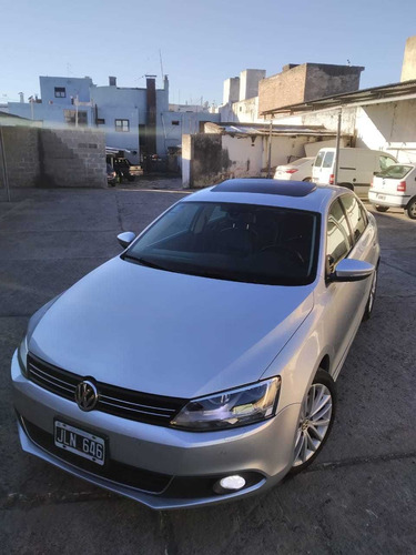 Volkswagen Vento 2.0 Sportline Tsi 200cv Dsg 2011