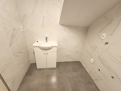 Departamento En Venta 1 Dormitorio Y Medio Reciclado A Nuevo Cordon