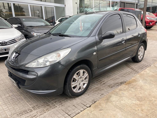 Imagen 10 de 21 de Peugeot 207 2011 1.4 Xr