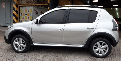 Imagen 5 de 15 de Renault Sandero 2013 Stepway 1.6 Privilege Plus 105cv