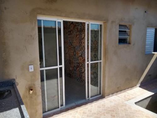 Casa Em Condomínio Com Piscina, Para Financiar
