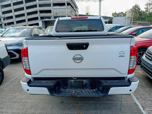 Nissan Frontier 2.5 Xe Dc 4X2 Mt