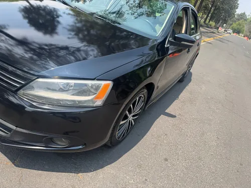 Volkswagen Jetta 2.5 Sport Tiptronic At