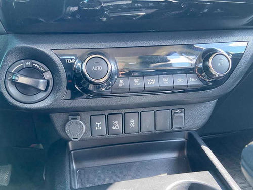 Imagem 15 de 15 de Toyota Hilux 2.8 Sr 4x4 Cd 16v Diesel 4p Automatico
