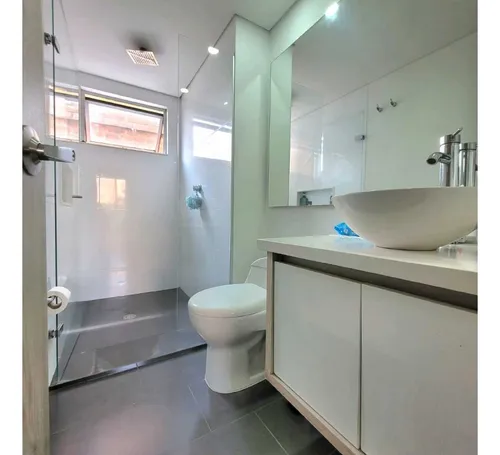 Apartamento En Laureles Cerca A Upb