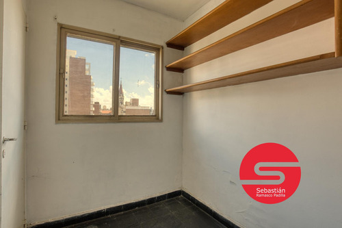 Departamento Venta Centro Dos Dormitorios Balcón