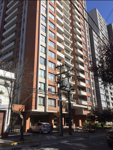 Renovado Y Céntrico Departamento En Concepción