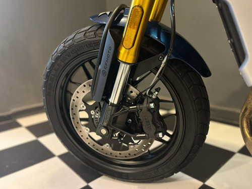 Cfmoto 700 Scrambler No Ducati Sixty2 400 Icon 800 Royal
