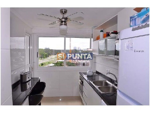 Imagen 3 de 6 de Apartamento En Alquiler - Mansa