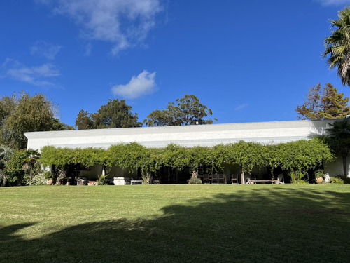 Venta De Casa En Barrio El Golf De Punta Del Este, Maravillosa Casa De Lujo