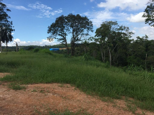 Excelente Oportunidade!!! Área Bruta: 215.960,01m², Sendo 3 Platôs: - Te0018