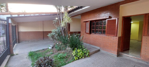 Casa En Venta En San Miguel De Tucumán