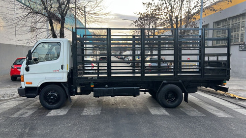 Hyundai Hd78 / Primera Mano / Autoglas