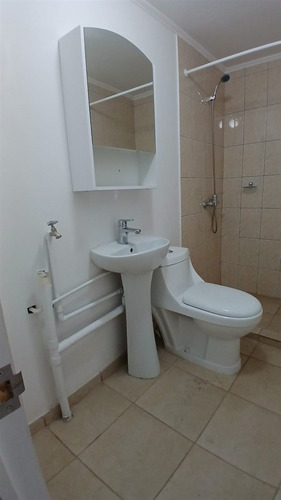 Casa En Arriendo De 1 Dorm. En Villa Alemana