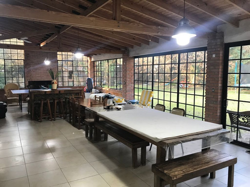 Imagen 25 de 26 de Venta Casa 4 Amb. C/ Pileta, Quincho Parque Leloir Ituzaingo