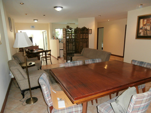 Imagen 8 de 8 de Casa En Venta En Urb. Roma Oeste Rohrmoser