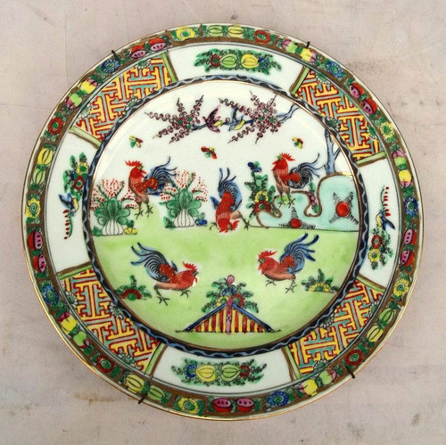 Plato Porcelana Oriental Sellado Motivo Gallo Con Gancho.