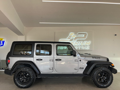 Jeep Wrangler Willys 2021