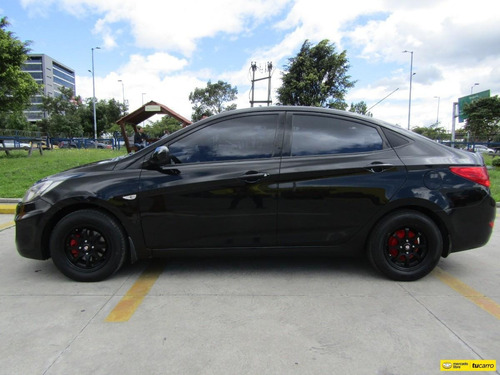Hyundai I 25 1.4 Full Equipo