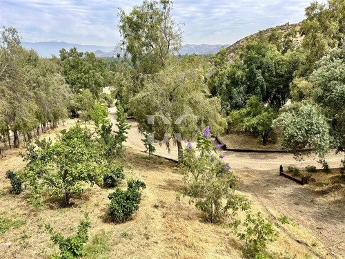 Casa En Venta De 2 Dorm. En Colina