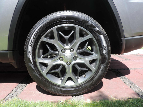 Jeep Grand Cherokee 3.6 Limited Lujo 4X2 At