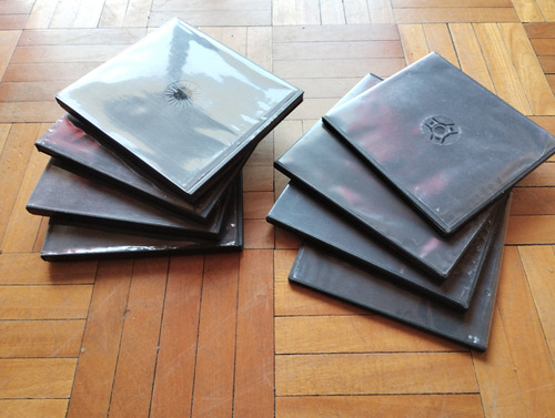 Cajitas Plástico Dobles Cd/dvd.impecables. Precio Por 10u. Negro (Usado)