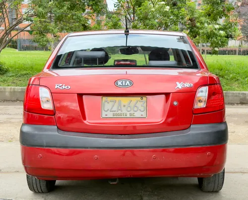 Kia Rio 1.6 4 p