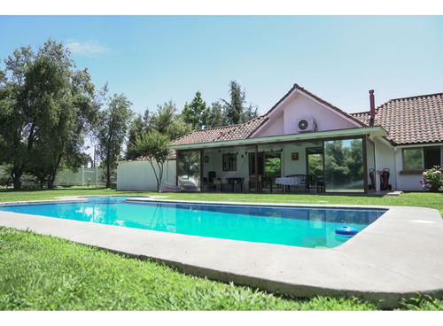 Casa En Venta Amoblada, Condominio San Carlos De La Esmerald