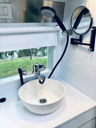 Carrozados Equipamiento Motorhome Standard Y Luxury