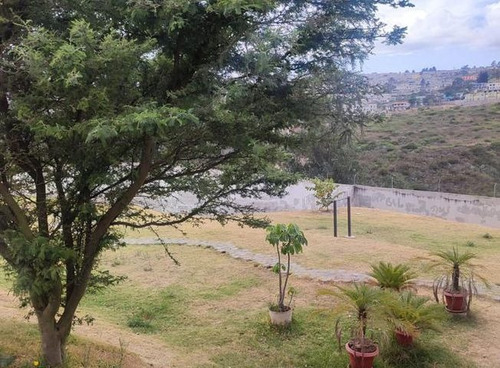 Casa Norte De Quito, 4 Dormitorios En Conjunto, Seguridad
