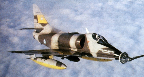 A4c Skyhawk Maqueta Avion De Combate Malvinas Escala 1:100