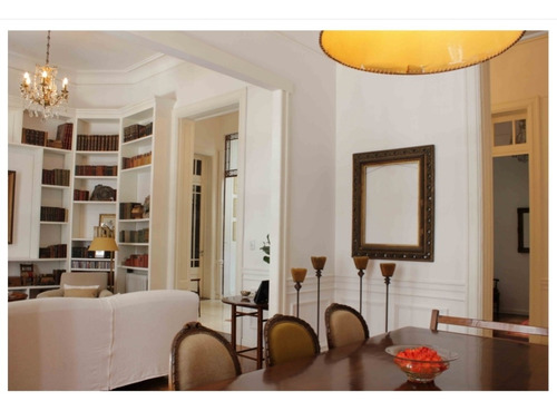 Departamento De Estilo En Recoleta