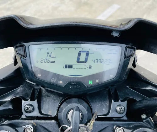 Apache Rtr 200cc Carbon Edition 2020