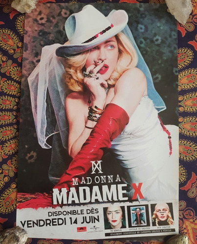 Poster Madonna Madame X Medellin Paris 39.5 X 59.7 Cms