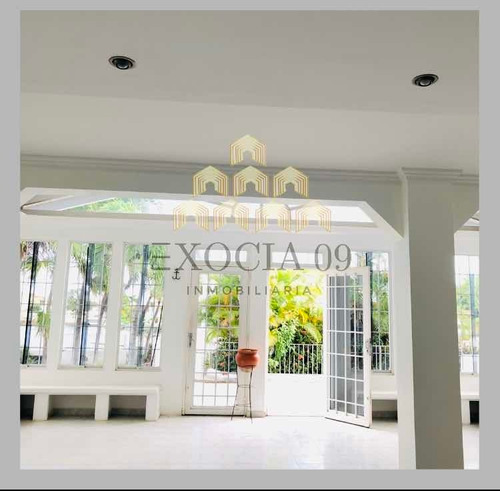 Imagen 8 de 14 de Exocia 09 Vende Villa Con Canal Para Remodelar