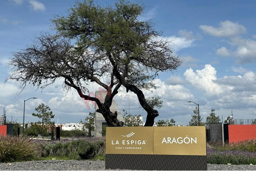 Venta Terreno Qro La Espiga, Oportunidad De Inversión, Doble Seguridad, Escriturado, Fray Junipe...