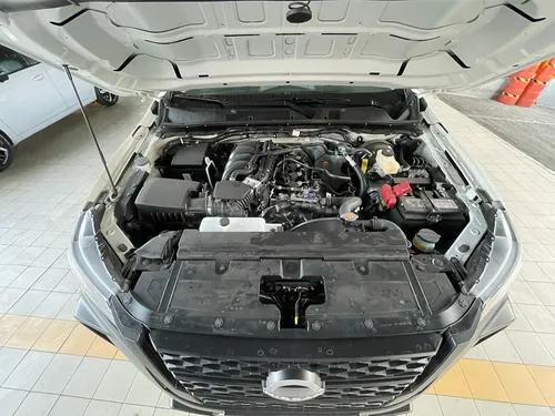 Nissan NP300 2.5 Pick Up Mt Ac