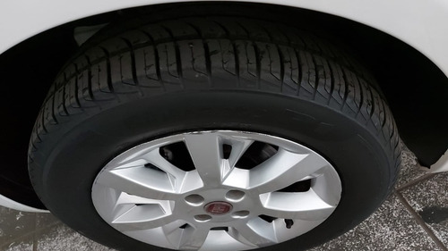 Imagem 9 de 11 de Fiat Punto